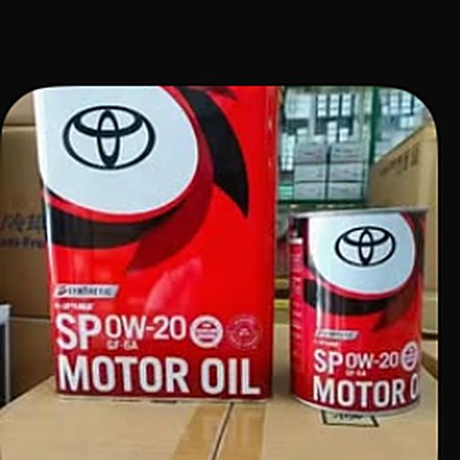 Special hybrid engine oil for Toyota